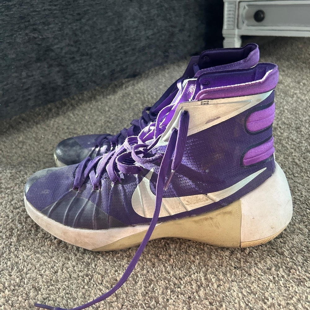 Nike Men’s Purple High-Top Sneakers